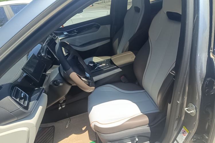 Used BYD Qin PLUS 2023 Champion Edition DM-i 55KM Superior Model Left Front Seat