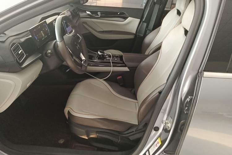 Used BYD Qin PLUS 2023 Champion Edition DM-i 120KM Leading Model Left Front Seat