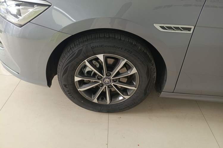 Used BYD Qin PLUS 2023 Champion Edition DM-i 55KM Leading Model Left Front Wheel Hub