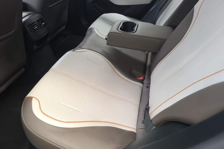 Used BYD Qin PLUS 2023 Champion Edition DM-i 120KM Excellence Model Left Rear Seat