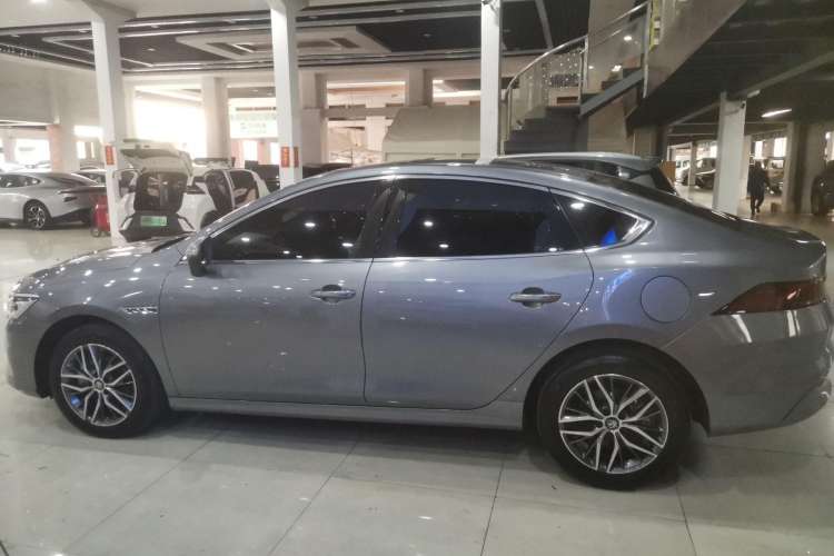 Used BYD Qin PLUS 2023 Champion Edition DM-i 120KM Leading Model Left Side