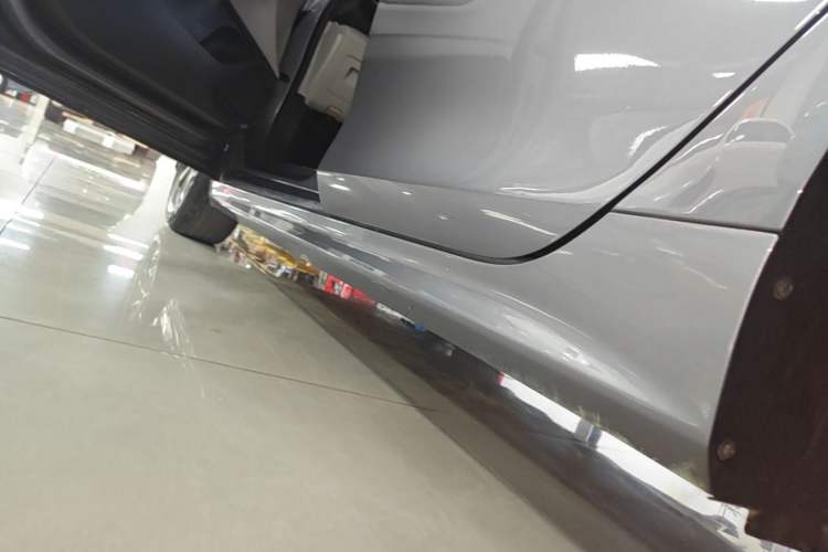 Used BYD Qin PLUS 2023 Champion Edition DM-i 55KM Leading Model Left Side Sill