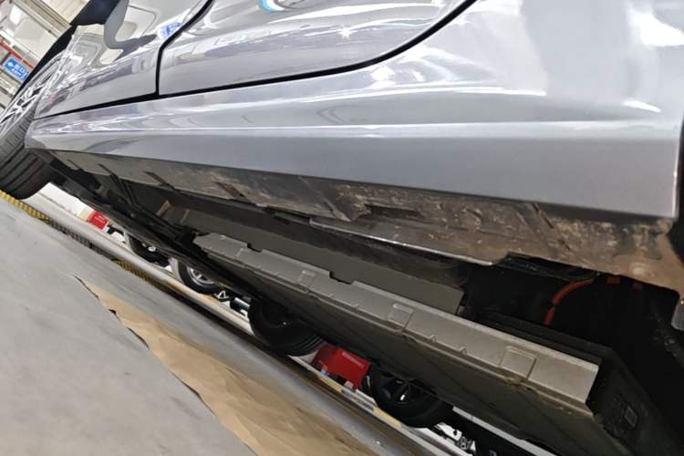 Used BYD Qin PLUS 2023 Champion Edition DM-i 55KM Superior Model Left Side Sill