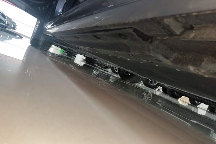 Used BYD Qin PLUS 2023 Champion Edition EV 510KM Leading Model Left Side Sill
