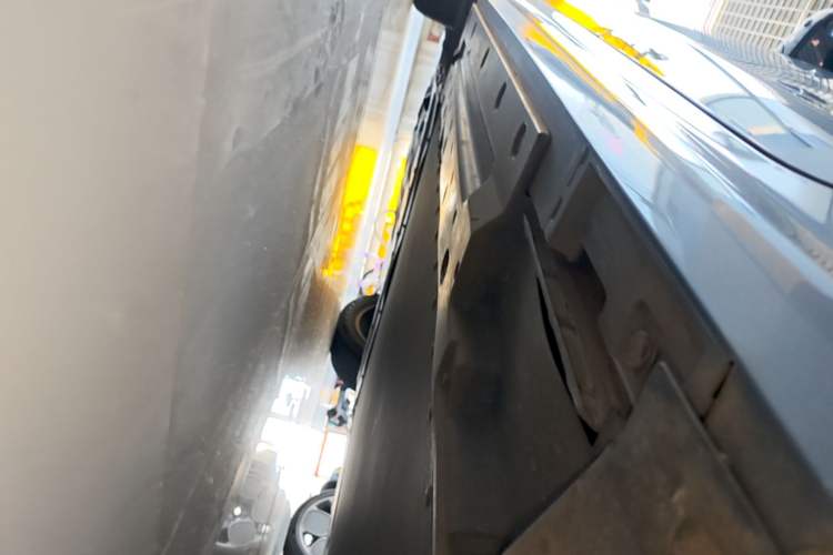 Used BYD Qin PLUS 2023 Champion Edition EV 510KM Beyond Model Left Side Sill