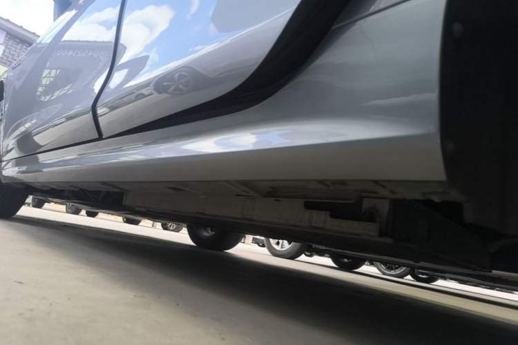Used BYD Qin PLUS 2023 Champion Edition DM-i 120KM Excellence Model Left Side Sill