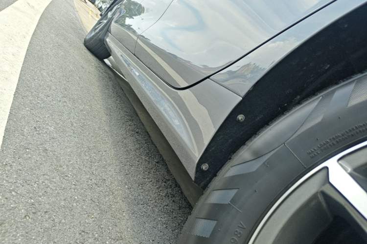 Used BYD Qin PLUS 2023 Champion Edition DM-i 55KM Leading Model Left Side Sill