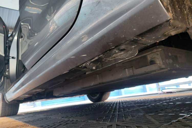 Used BYD Qin PLUS 2023 Champion Edition DM-i 120KM Beyond Model Left Side Sill