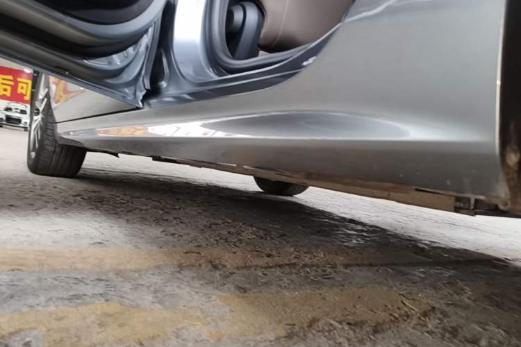 Used BYD Qin PLUS 2023 Champion Edition DM-i 120KM Leading Model Left Side Sill