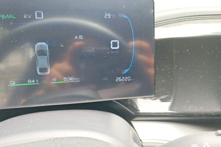 Used BYD Qin PLUS 2023 Champion Edition DM-i 120KM Beyond Model Odometer Close Up