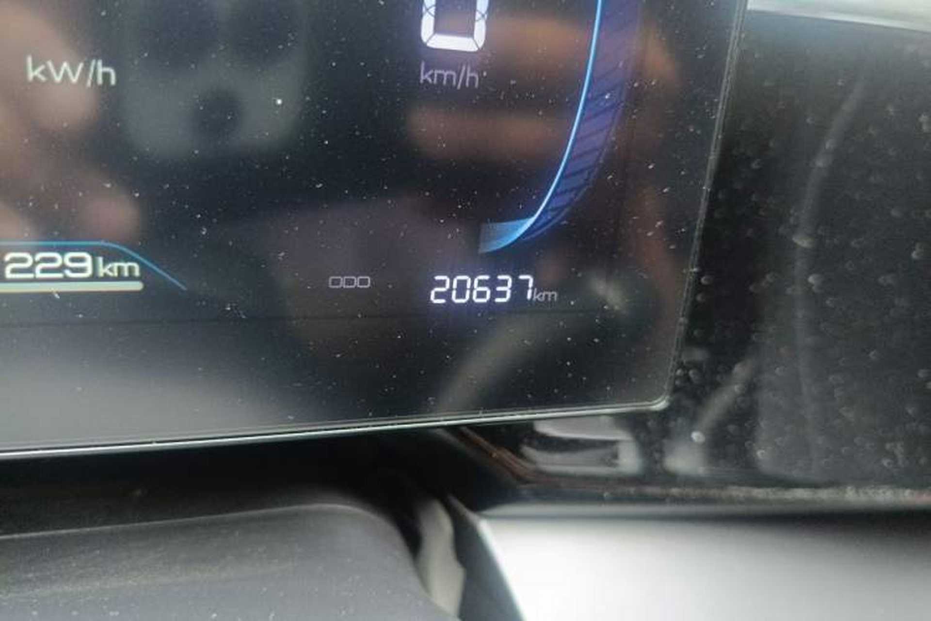 Used BYD Qin PLUS 2023 Champion Edition DM-i 120KM Leading Model Odometer Close Up