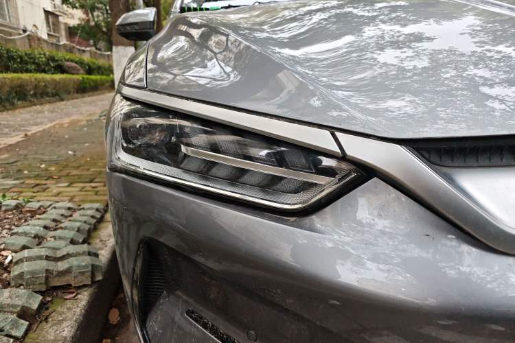 Used BYD Qin PLUS 2023 Champion Edition EV 510KM Beyond Model Right Front Headlight