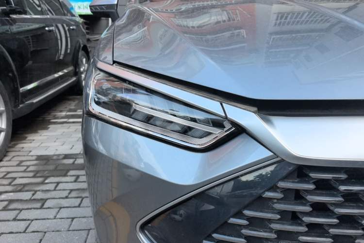 Used BYD Qin PLUS 2023 Champion Edition DM-i 55KM Leading Model Right Front Headlight