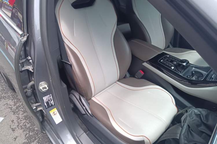 Used BYD Qin PLUS 2023 Champion Edition DM-i 55KM Superior Model Right Front Seat