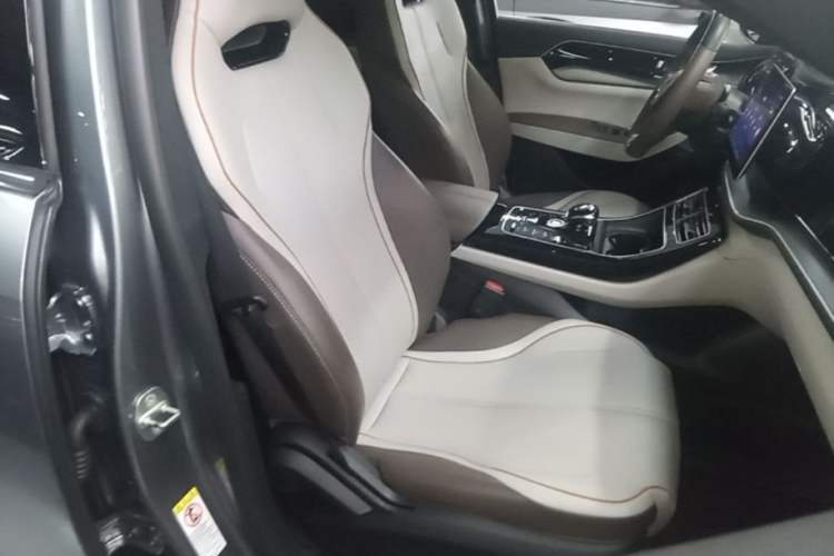Used BYD Qin PLUS 2023 Champion Edition DM-i 55KM Superior Model Right Front Seat
