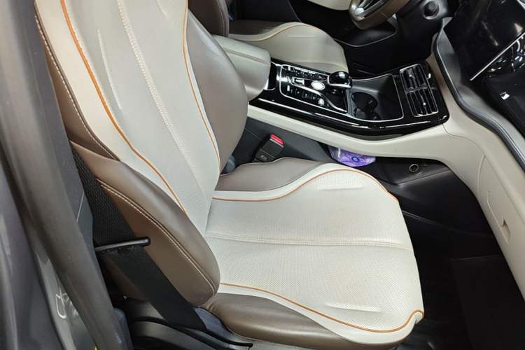 Used BYD Qin PLUS 2023 Champion Edition DM-i 55KM Superior Model Right Front Seat