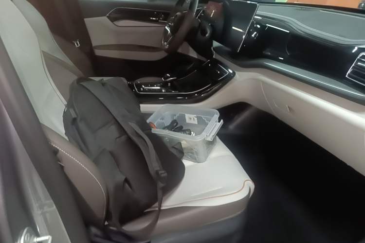 Used BYD Qin PLUS 2023 Champion Edition DM-i 120KM Excellence Model Right Front Seat