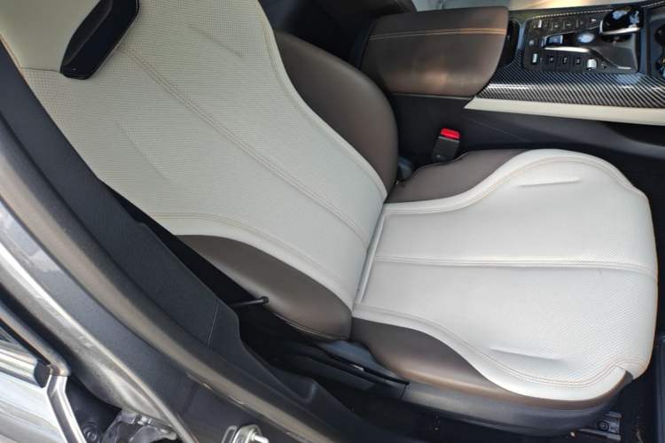 Used BYD Qin PLUS 2023 Champion Edition DM-i 55KM Leading Model Right Front Seat