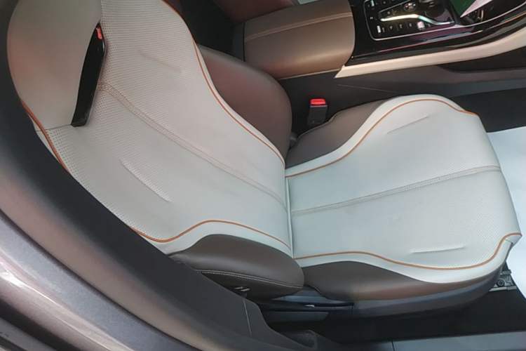 Used BYD Qin PLUS 2023 Champion Edition DM-i 120KM Leading Model Right Front Seat