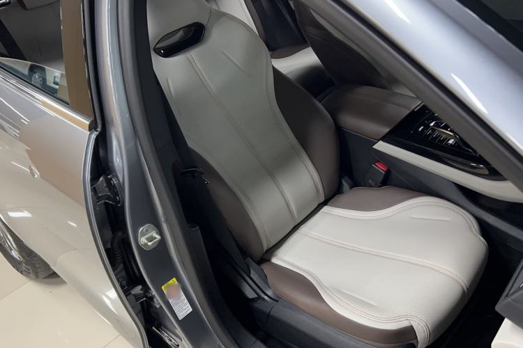 Used BYD Qin PLUS 2023 Champion Edition DM-i 55KM Leading Model Right Front Seat