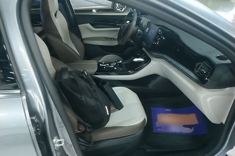 Used BYD Qin PLUS 2023 Champion Edition DM-i 55KM Leading Model Right Front Seat