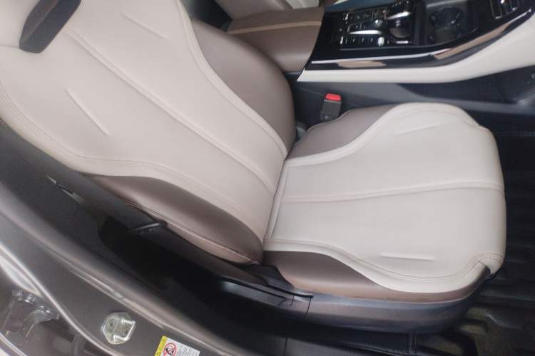 Used BYD Qin PLUS 2023 Champion Edition DM-i 55KM Leading Model Right Front Seat