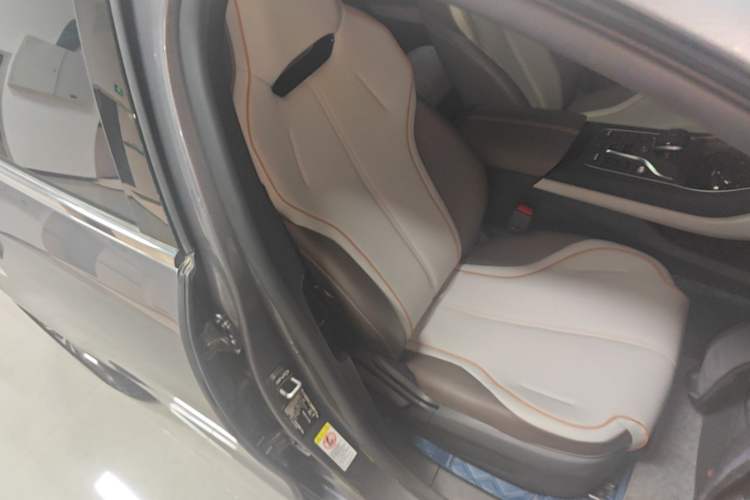 Used BYD Qin PLUS 2023 Champion Edition DM-i 120KM Beyond Model Right Front Seat