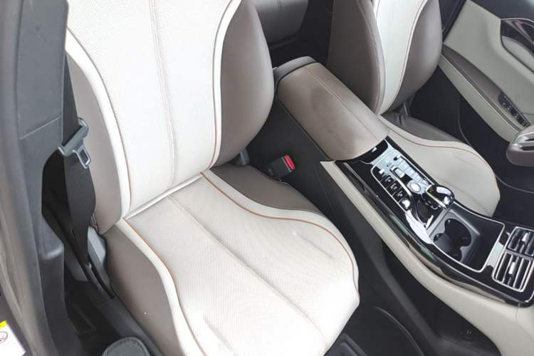 Used BYD Qin PLUS 2023 Champion Edition EV 510KM Leading Model Right Front Seat