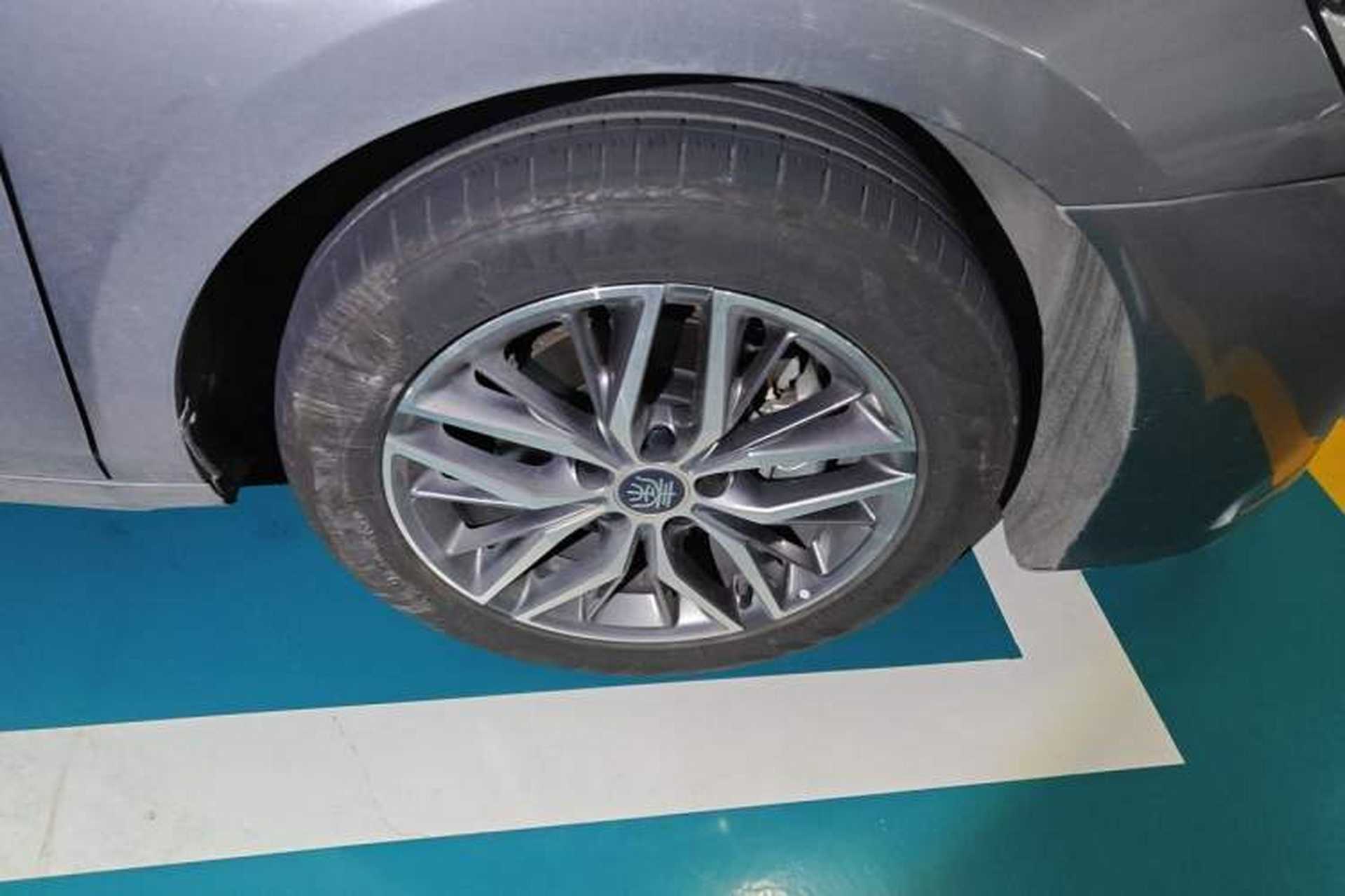 Used BYD Qin PLUS 2023 Champion Edition DM-i 120KM Leading Model Right Front Wheel Hub
