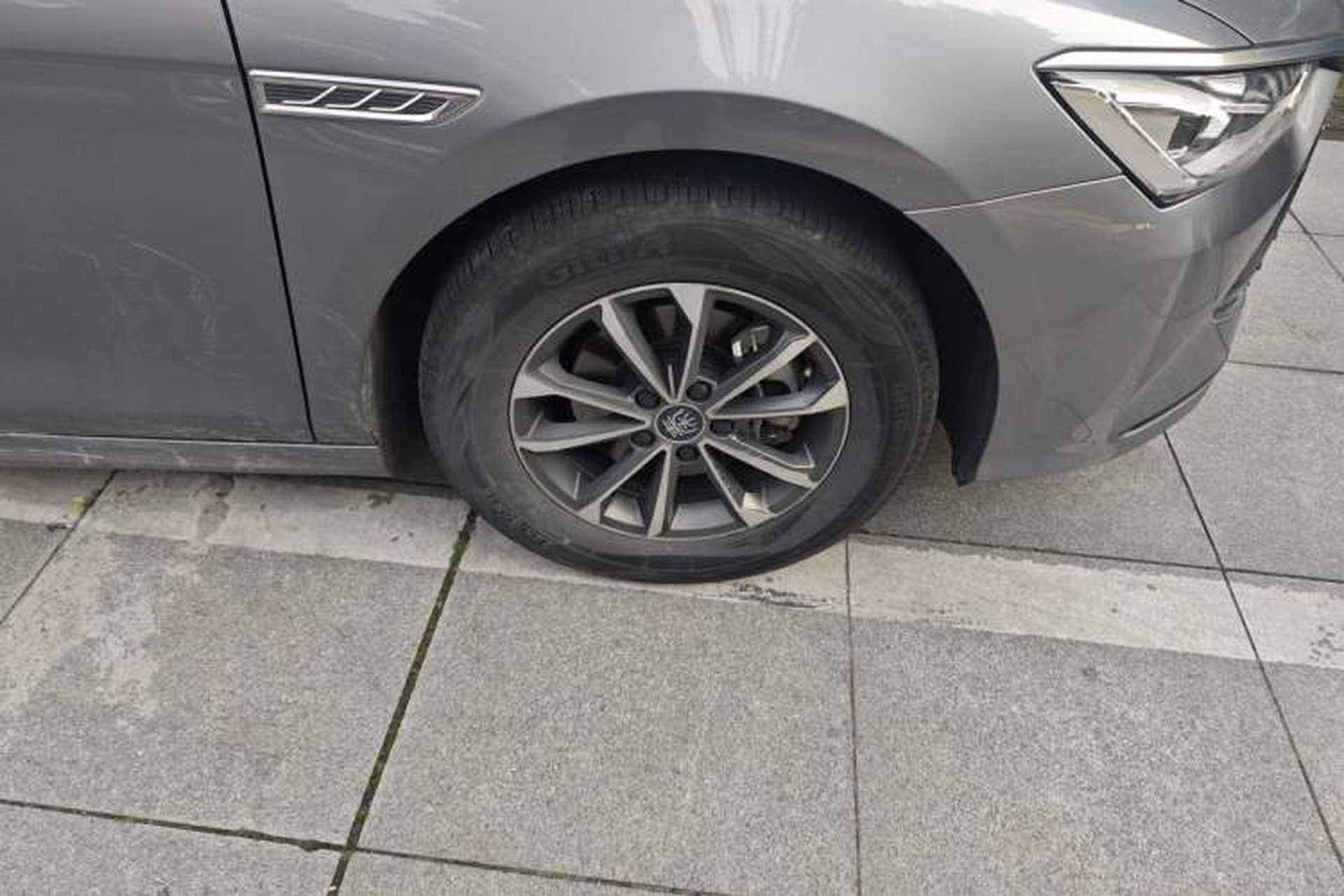 Used BYD Qin PLUS 2023 Champion Edition DM-i 55KM Leading Model Right Front Wheel Hub
