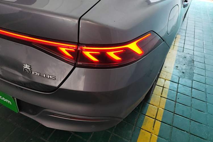 Used BYD Qin PLUS 2023 Champion Edition DM-i 55KM Leading Model Right Rear Taillight