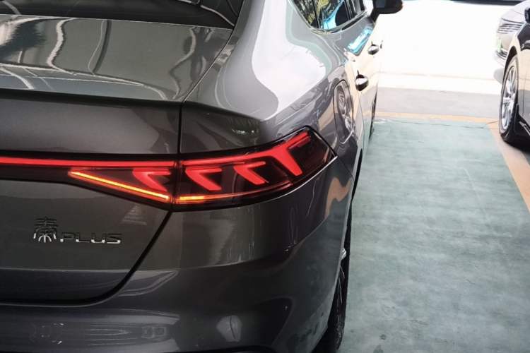 Used BYD Qin PLUS 2023 Champion Edition DM-i 55KM Leading Model Right Rear Taillight