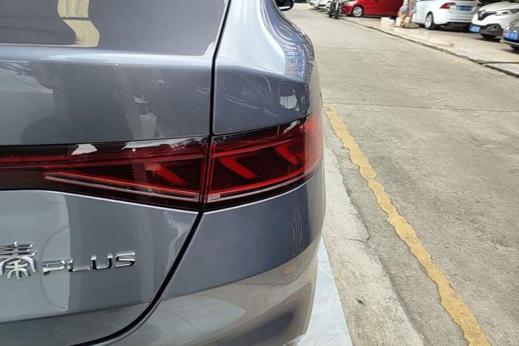 Used BYD Qin PLUS 2023 Champion Edition DM-i 55KM Leading Model Right Rear Taillight