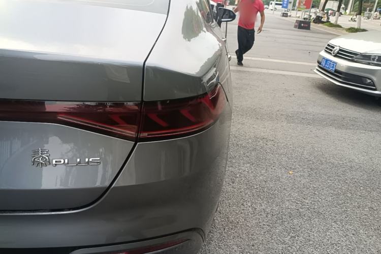 Used BYD Qin PLUS 2023 Champion Edition EV 510KM Beyond Model Right Rear Taillight