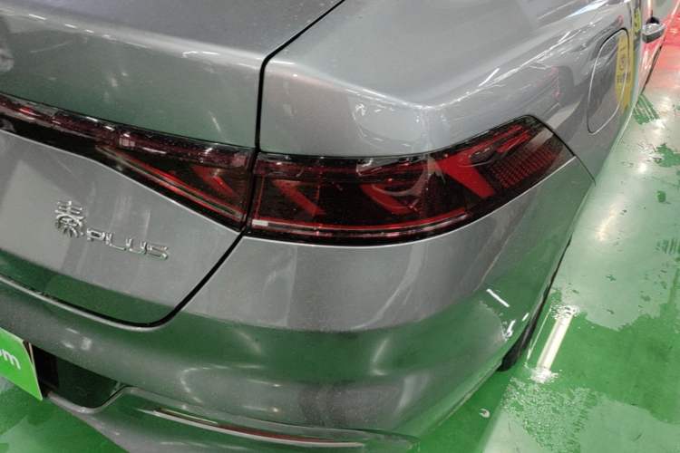 Used BYD Qin PLUS 2023 Champion Edition EV 510KM Excellence Model Right Rear Taillight