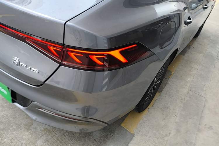 Used BYD Qin PLUS 2023 Champion Edition DM-i 55KM Leading Model Right Rear Taillight