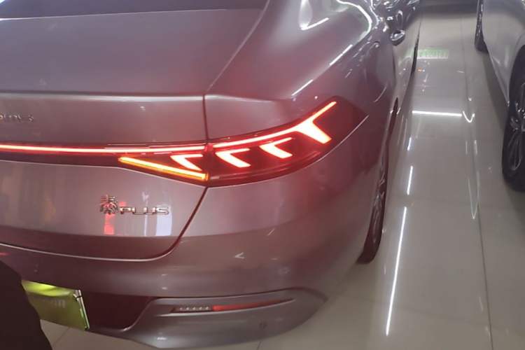 Used BYD Qin PLUS 2023 Champion Edition DM-i 120KM Excellence Model Right Rear Taillight