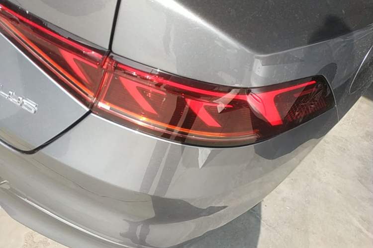 Used BYD Qin PLUS 2023 Champion Edition EV 510KM Excellence Model Right Rear Taillight