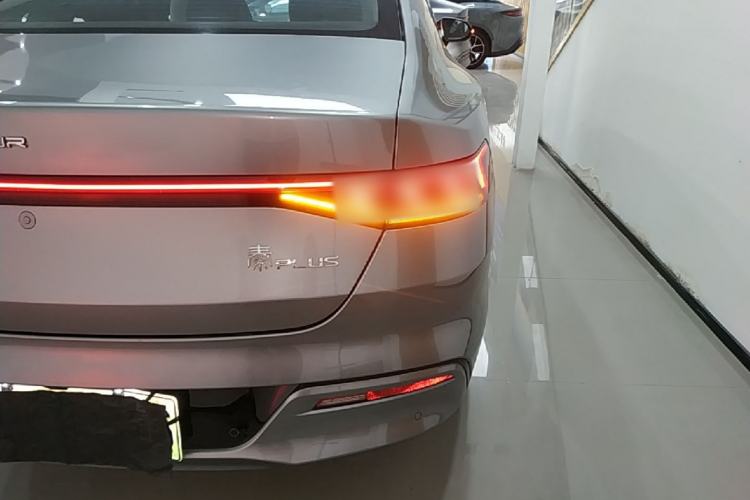 Used BYD Qin PLUS 2023 Champion Edition DM-i 120KM Excellence Model Right Rear Taillight