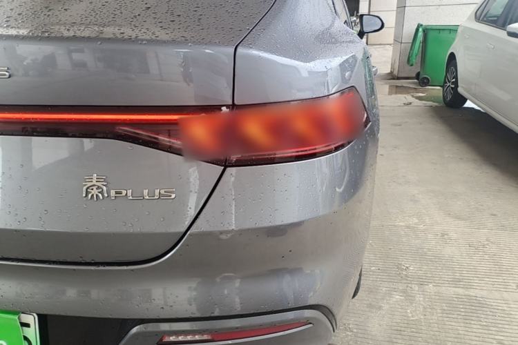 Used BYD Qin PLUS 2023 Champion Edition EV 420KM Leading Model Right Rear Taillight
