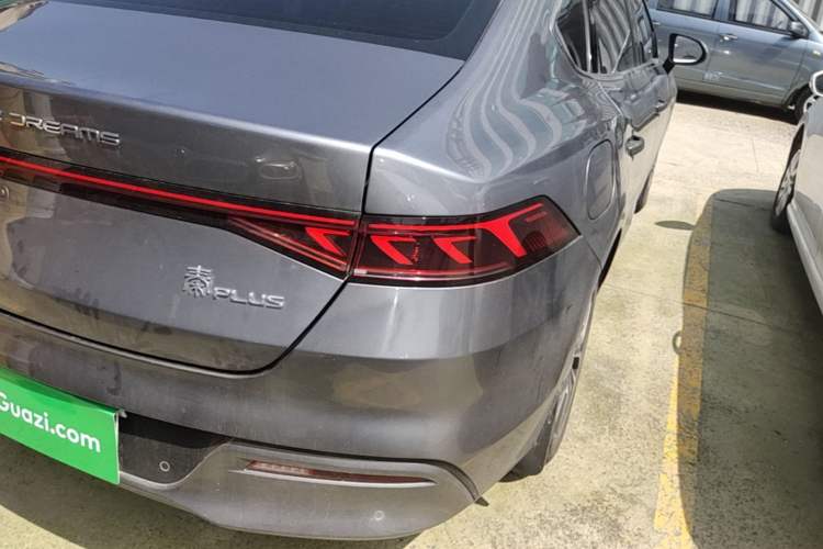 Used BYD Qin PLUS 2023 Champion Edition DM-i 120KM Excellence Model Right Rear Taillight