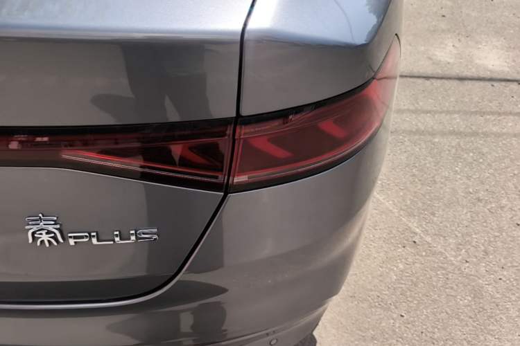 Used BYD Qin PLUS 2023 Champion Edition DM-i 55KM Leading Model Right Rear Taillight
