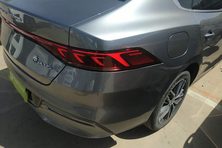 Used BYD Qin PLUS 2023 Champion Edition DM-i 120KM Leading Model Right Rear Taillight