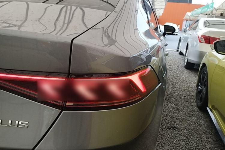 Used BYD Qin PLUS 2023 Champion Edition EV 420KM Superior Model Right Rear Taillight