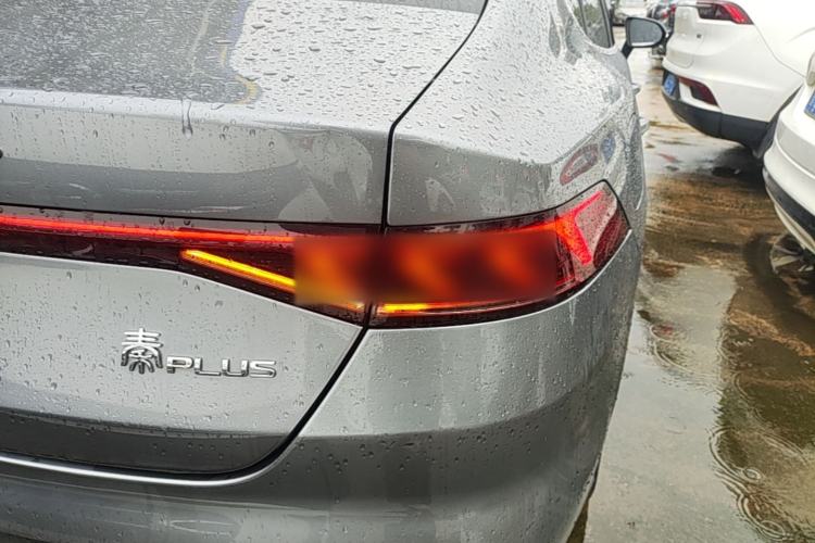 Used BYD Qin PLUS 2023 Champion Edition DM-i 55KM Superior Model Right Rear Taillight