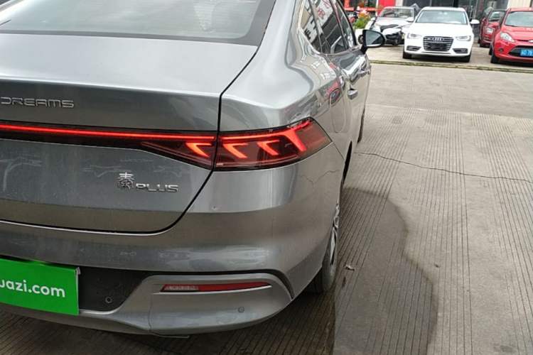 Used BYD Qin PLUS 2023 Champion Edition DM-i 120KM Leading Model Right Rear Taillight