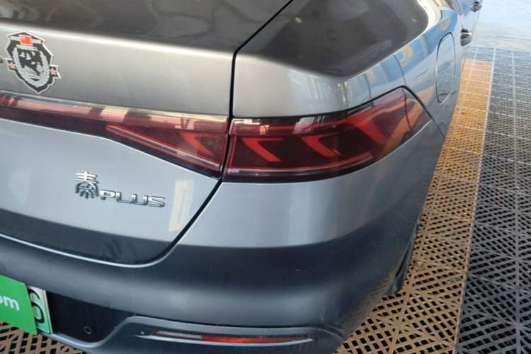 Used BYD Qin PLUS 2023 Champion Edition DM-i 120KM Beyond Model Right Rear Taillight