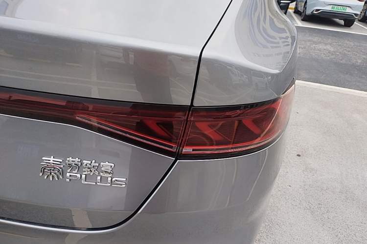 Used BYD Qin PLUS 2023 Champion Edition DM-i 120KM Excellence Model Right Rear Taillight