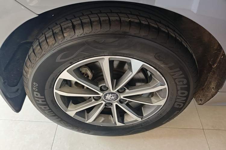 Used BYD Qin PLUS 2023 Champion Edition DM-i 55KM Leading Model Right Rear Wheel Hub