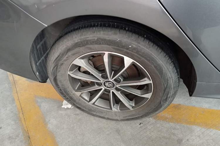 Used BYD Qin PLUS 2023 Champion Edition DM-i 55KM Leading Model Right Rear Wheel Hub